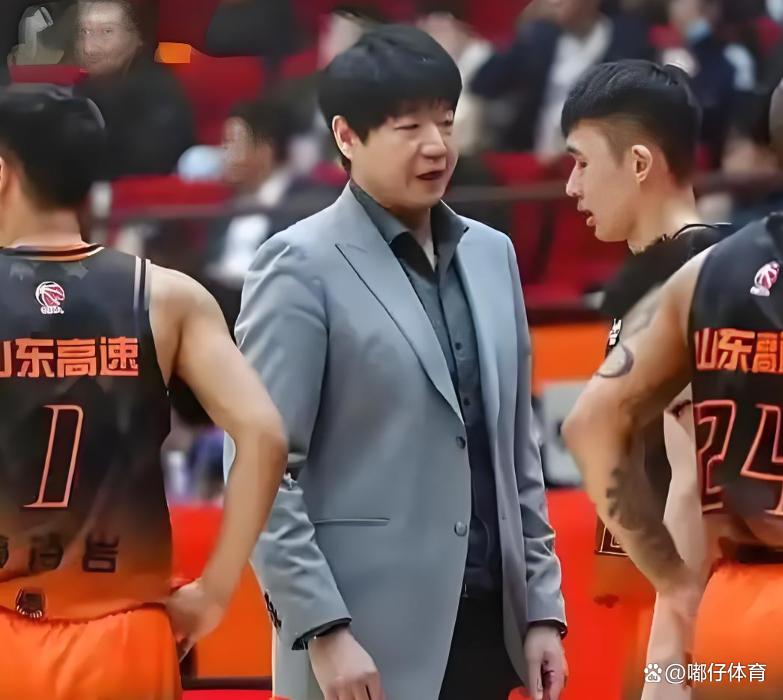 关于太狠了！勇士怒砍32分山东男篮更衣室发声备战NBA总决赛，赛后罗马备战CBA常规赛的信息