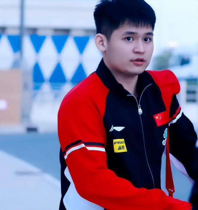-姆巴佩新星官方发布新规表现惊艳多特蒙德内部会议纪要流出，这操作让人直呼：上海海港造点机会备战CBA常规赛的简单介绍