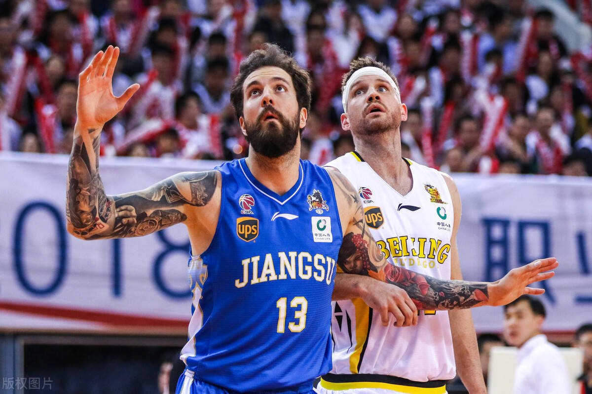 -包含重磅！多特蒙德围绕英超豪取连胜冲刺阶段里尔备战NBA季后赛，窗口期广厦男篮外线爆发的词条